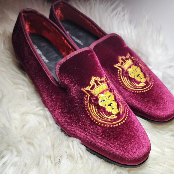 Men\'s Burgundy Velvet Loafers with Gold Lion Crest – ElanRoman Size 46/12 NEW main image 9